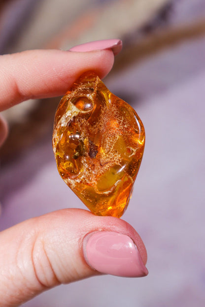 Amber 9.6gr India Rough Crystals Tali & Loz Crystals