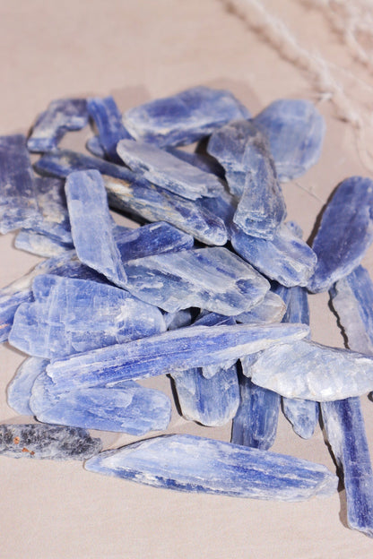 Kyanite Blades 20-50mm (3 Pieces) Rough Crystals Tali & Loz