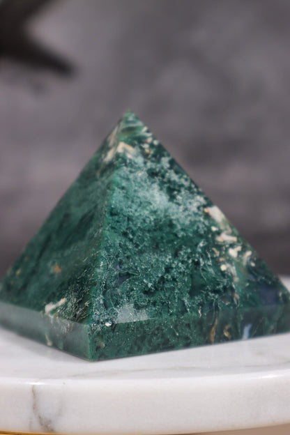 Moss Agate Pyramid Pyramids Tali & Loz