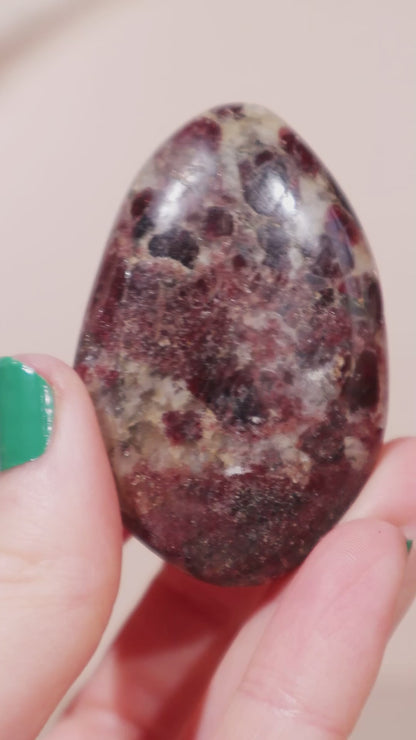 Grenatite - Garnet Palmstone 5.5cm