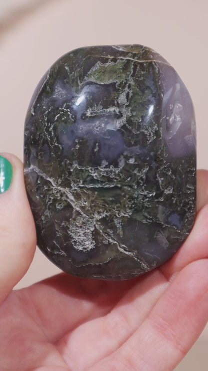 Moss Agate Palmstone 126g