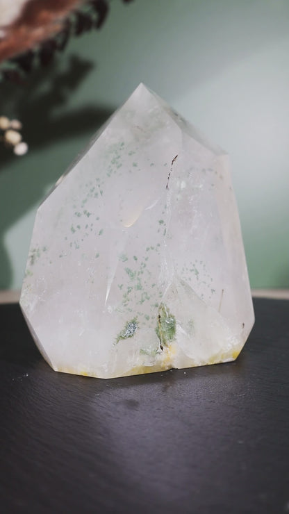 Chlorite Quartz Tower 0.77kg