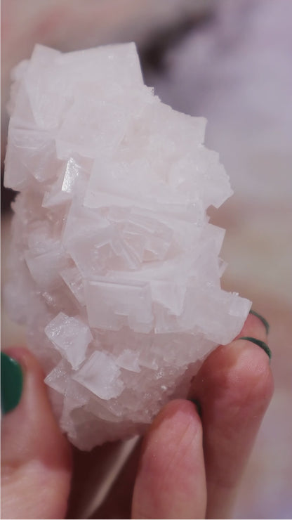 Pink Halite Large 60-100gr