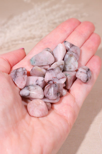 Strawberry Quartz Tumblestones 10-20mm Tumblestones Tali & Loz Crystals