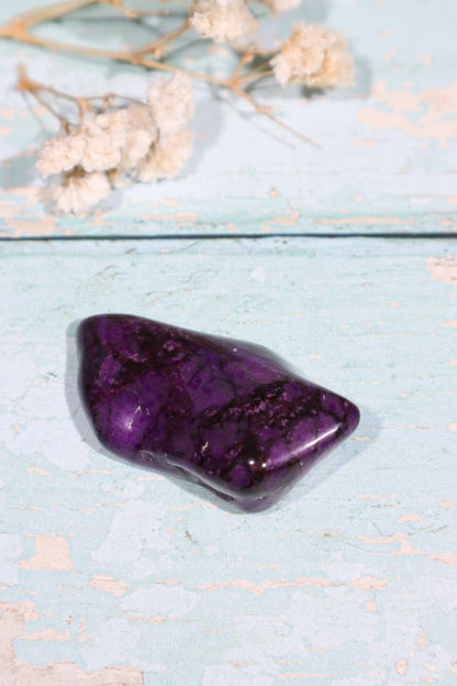 Sugilite Freeform 19.12gr Freeforms Tali & Loz Crystals