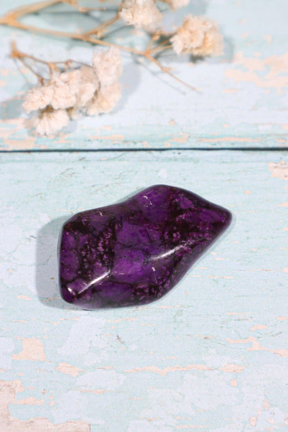 Sugilite Freeform 19.12gr Freeforms Tali & Loz Crystals